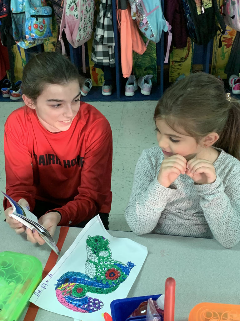 Reading to Kindergarten